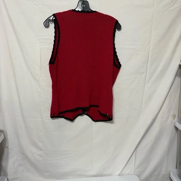Vintage Kathie Lee zip up red knit sweater vest/w black beaded embroidery - Picture 4 of 8